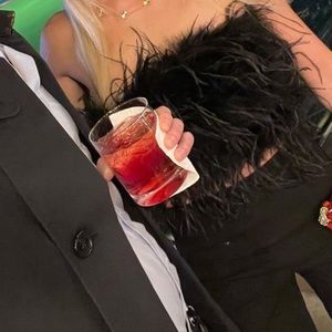 Lamarque feather top